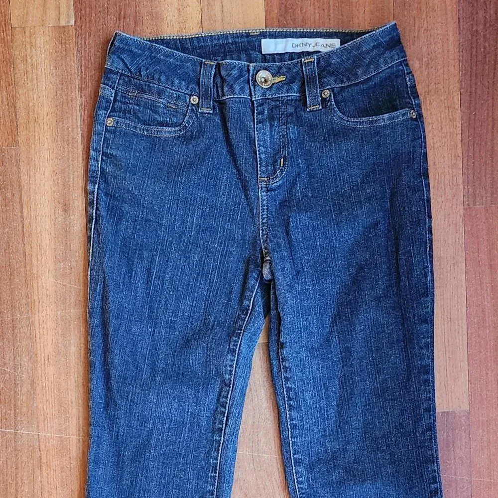 DKNY Medium Wash Straight Leg Jeans Size 4R